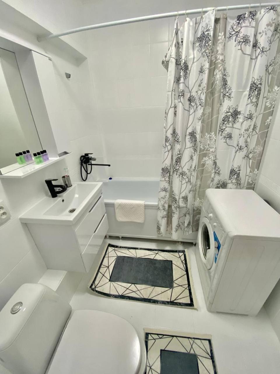 Iaparts сатпаева-ауезова Apartment Almaty